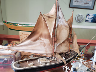 Model Ship - Lunenburg Schooner (poor condition)